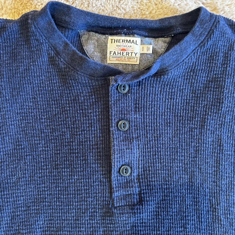 Faherty Men's Navy Thermal Henley Button-Down Shirt